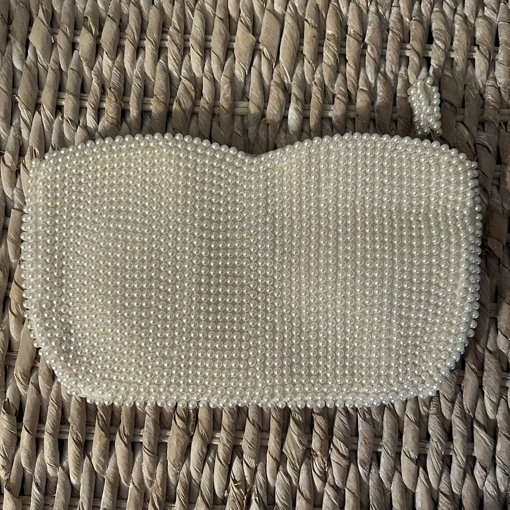 Vintage Purse White Beaded with Satin Lining Art Deco Small Zip‎ Closure Star